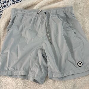 Vuori Kore Light Gray Athletic Shorts XL